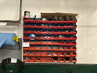 Wieltoebehoren in rekje - afbeelding 1 van  5