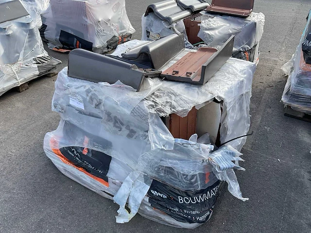 Wienerberger koramic alegra droit geveldakpan rechts - afbeelding 2 van  6
