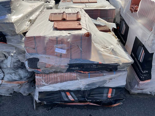 Wienerberger koramic dakpannen - afbeelding 2 van  5