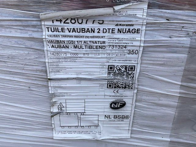 Wienerberger koramic vauban vlakke dakpannen - afbeelding 3 van  4
