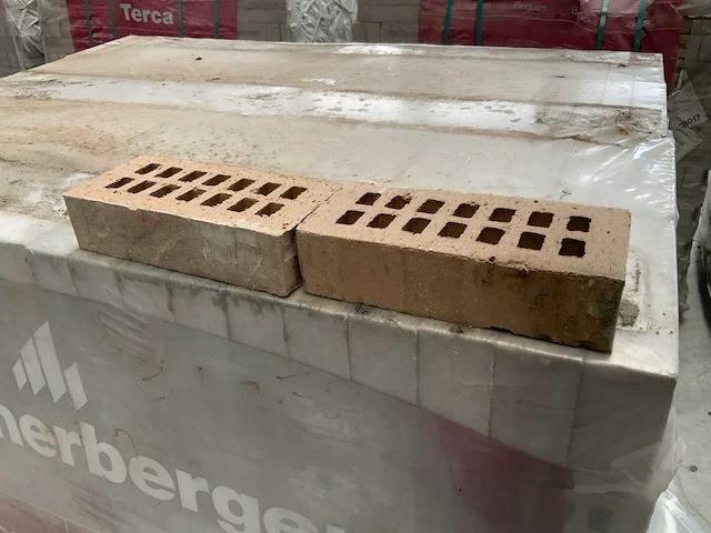 Wienerberger pallet bakstenen - afbeelding 2 van  6