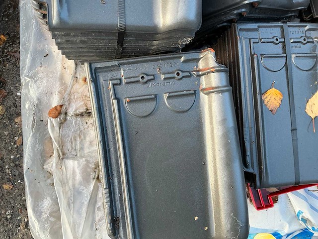 Wienerberger storm 44 kleine partij dakpannen - afbeelding 3 van  3