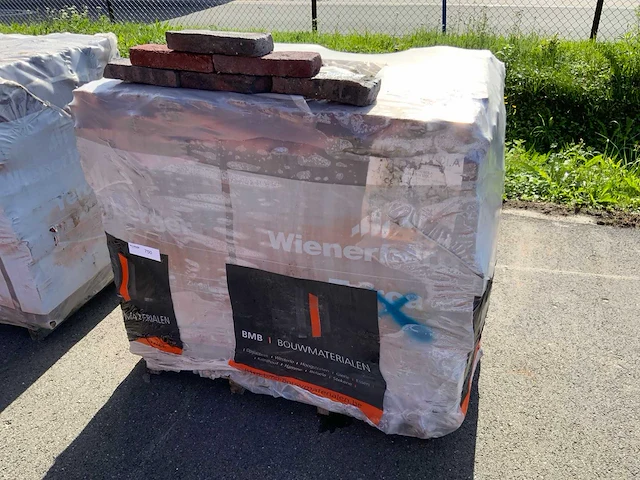 Wienerberger terca pallet bouwstenen - afbeelding 1 van  4