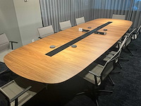 Wiesner hager design vergadertafel 410x143 - afbeelding 1 van  9