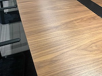 Wiesner hager design vergadertafel 410x143 - afbeelding 11 van  14