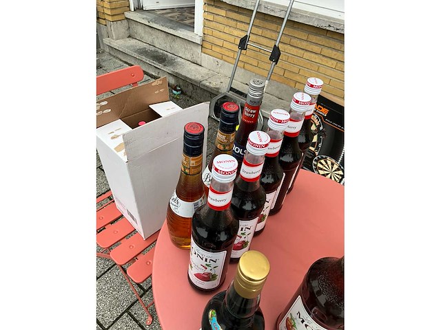 Wijn, likeuren en siroop (25x) - afbeelding 4 van  7