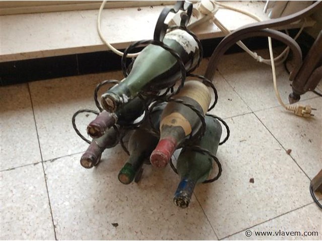 Wijnflessen + rekje - afbeelding 1 van  3