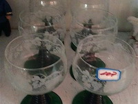 Wijnglazen ( groene voet ) - afbeelding 1 van  2