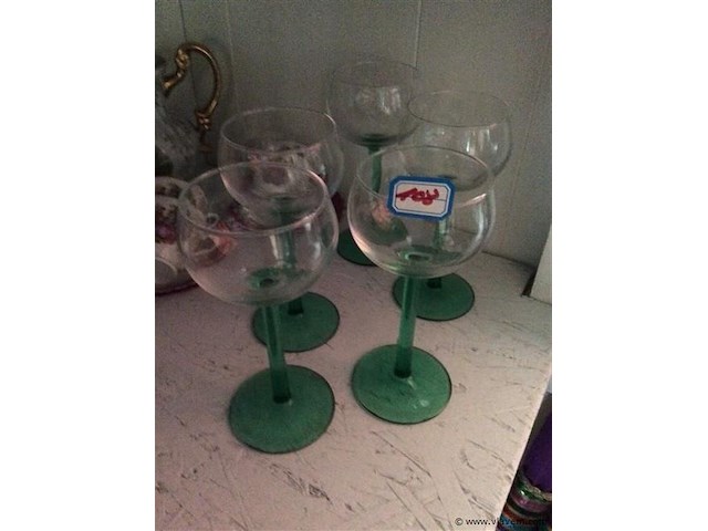 Wijnglazen ( groene voet ) - afbeelding 1 van  2