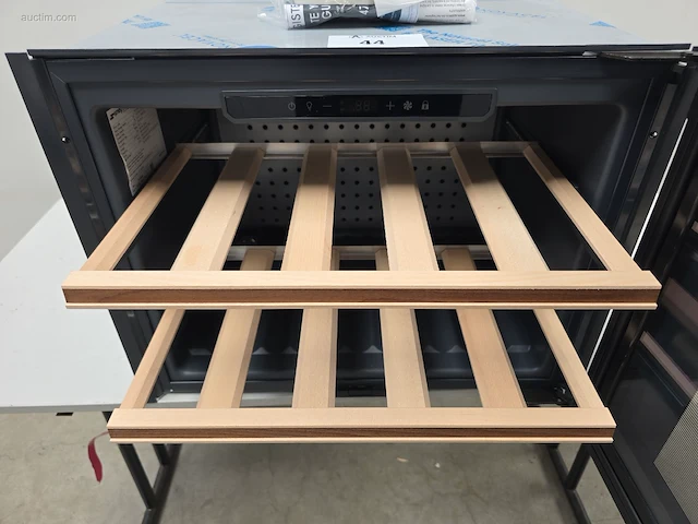 Wijnkoeler smeg cvi120b3e - afbeelding 6 van  7