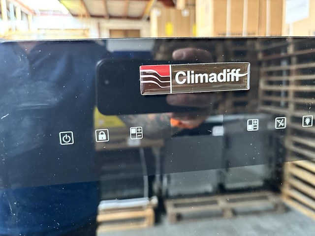 Wijnkoelkast climadiff cd110b1 - afbeelding 2 van  4