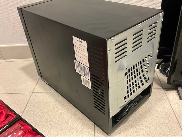 Wijnkoelkast en diverse accesoires - afbeelding 4 van  19