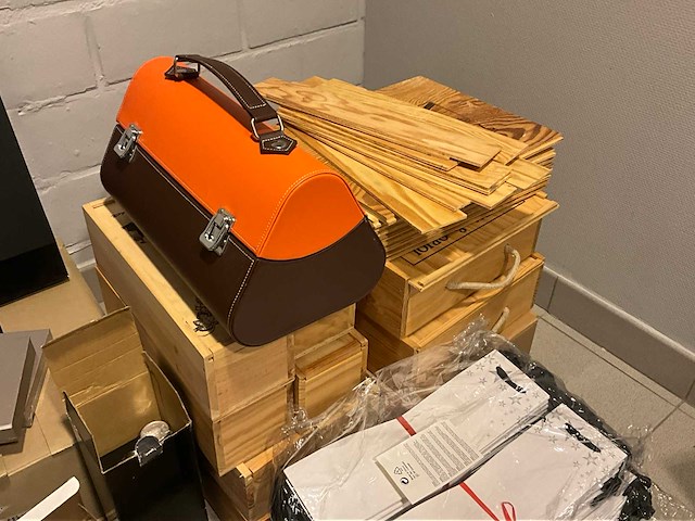 Wijnkoelkast en diverse accesoires - afbeelding 19 van  19