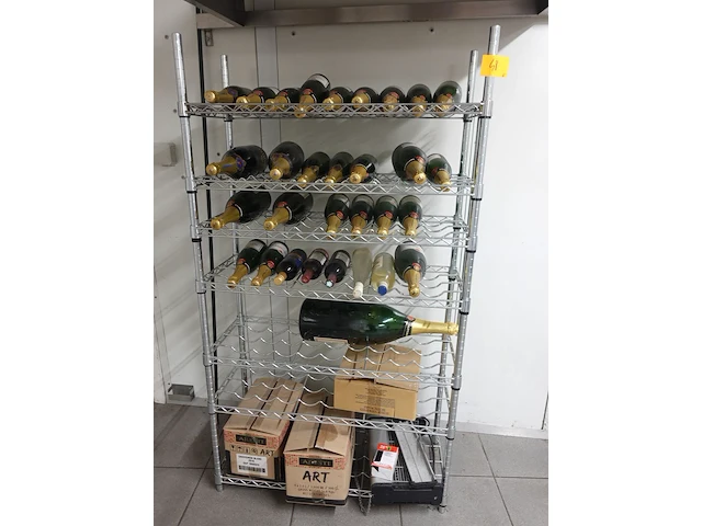 Wijnrek met inhoud - afbeelding 1 van  2