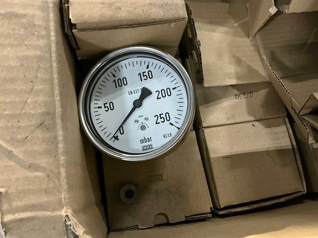 Wika manometer (17x) - afbeelding 2 van  3