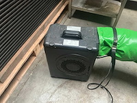 Wiki inflateble springkussen “unicorn” - afbeelding 11 van  11