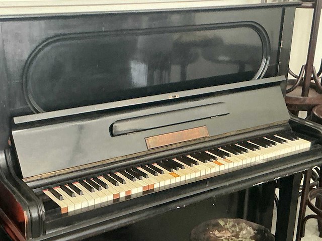 Wilhelm emmer buffet piano - afbeelding 2 van  5