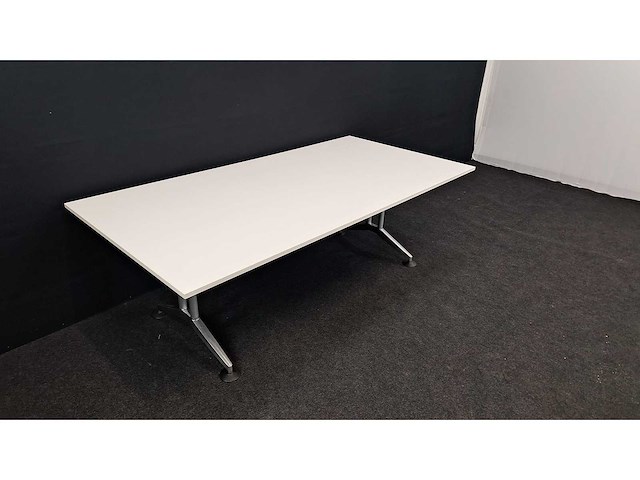 Wilkhahn - vergadertafel - afbeelding 8 van  10