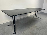 Wilkhahn - vergadertafel - afbeelding 1 van  8