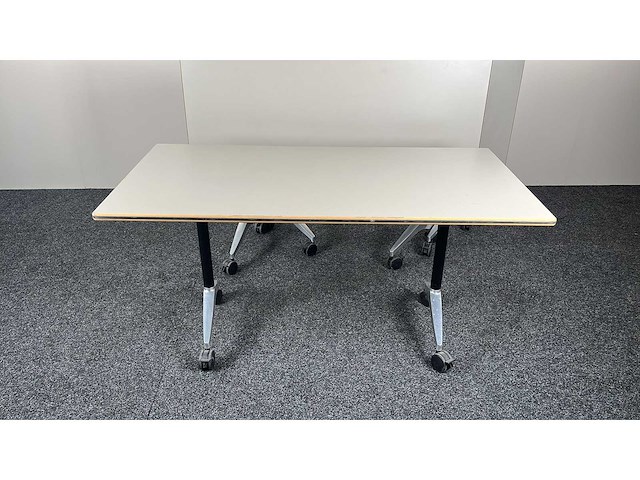 Wilkhahn - verrijdbare klaptafel - tafel (3x) - afbeelding 3 van  6