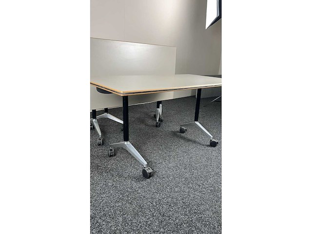 Wilkhahn - verrijdbare klaptafel - tafel (3x) - afbeelding 4 van  6