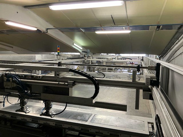 Willems / titan - surjeteer / afboording tapijt textiel machine - 2011 - afbeelding 5 van  6