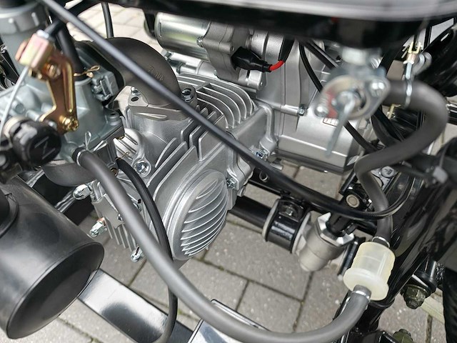 Willy jeep 150cc - afbeelding 16 van  18