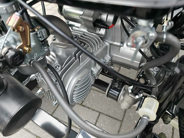 Willy jeep 150cc - afbeelding 9 van  16