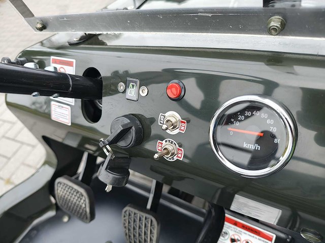 Willy jeep 150cc - afbeelding 6 van  14