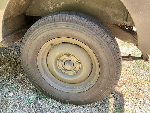 Willys overland cj-5 cj5 oldtimer - afbeelding 18 van  28