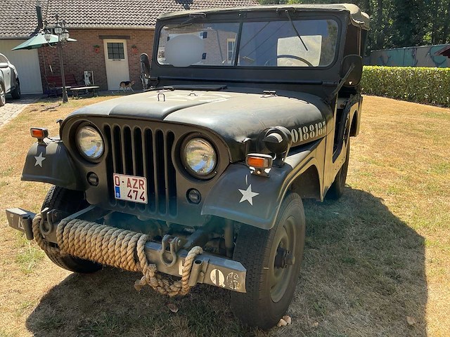 Willys overland cj-5 cj5 oldtimer - afbeelding 1 van  2