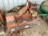 Wimat gedragen klepelmaaier - afbeelding 1 van  4