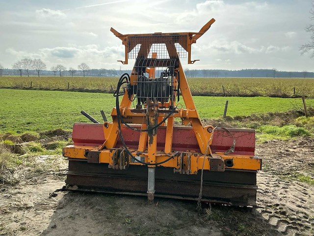 Winch voor achter tractor - afbeelding 8 van  8