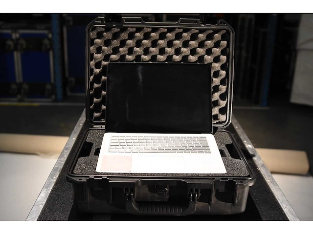 Windows - surface - laptop - afbeelding 1 van  1
