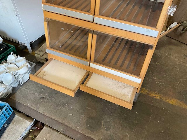 Winkel broodmeubel - afbeelding 10 van  11