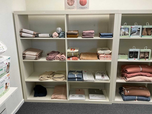 Winkel meubilair (8x) - afbeelding 2 van  7