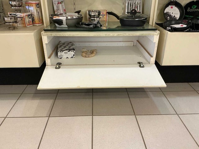 Winkel meubilair-presentatiekasten - afbeelding 5 van  5