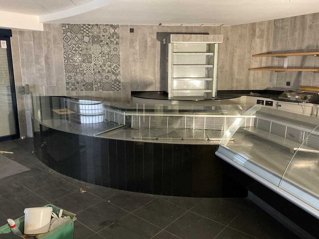 Winkel toonbank en achteropbouw - afbeelding 1 van  29