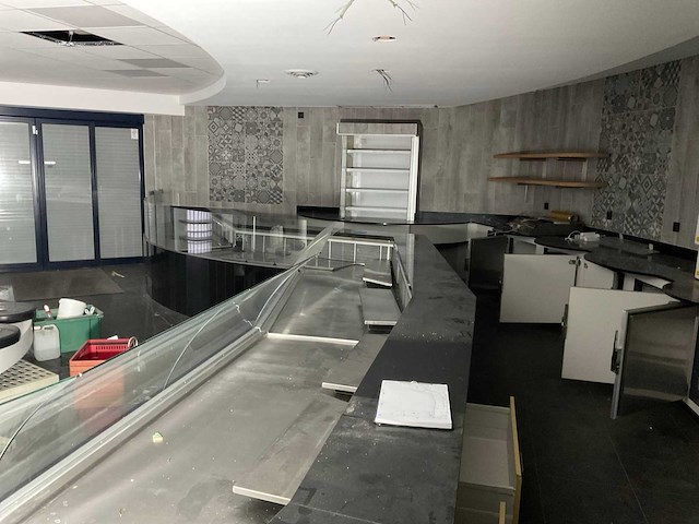 Winkel toonbank en achteropbouw - afbeelding 19 van  29