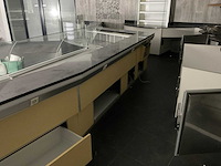 Winkel toonbank en achteropbouw - afbeelding 20 van  29