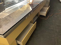 Winkel toonbank en achteropbouw - afbeelding 28 van  29