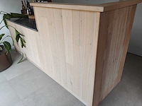 Winkel toonbank: hout met granieten werkblad - afbeelding 1 van  6