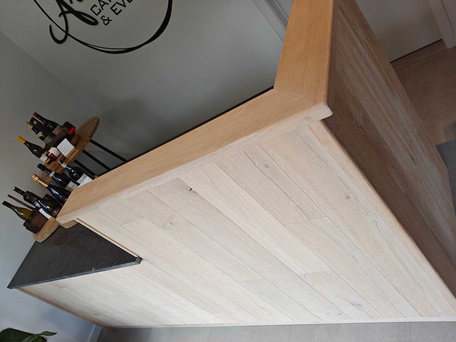 Winkel toonbank: hout met granieten werkblad - afbeelding 6 van  6