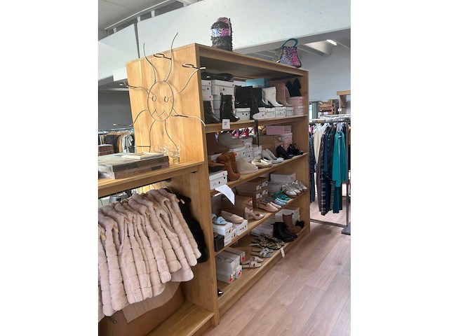 Winkel toonbank + kast - afbeelding 2 van  3