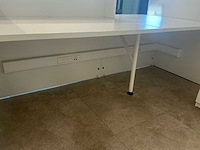 Winkel toonbank met 2 ladeblokken op wieltjes - afbeelding 8 van  11