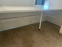 Winkel toonbank met 2 ladeblokken op wieltjes - afbeelding 9 van  11