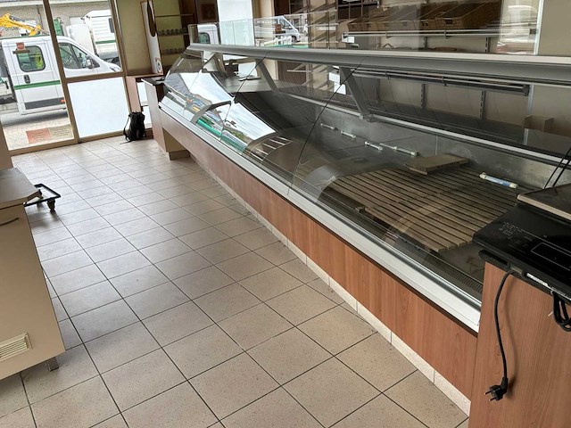 Winkel toonbank met koeling - afbeelding 2 van  7