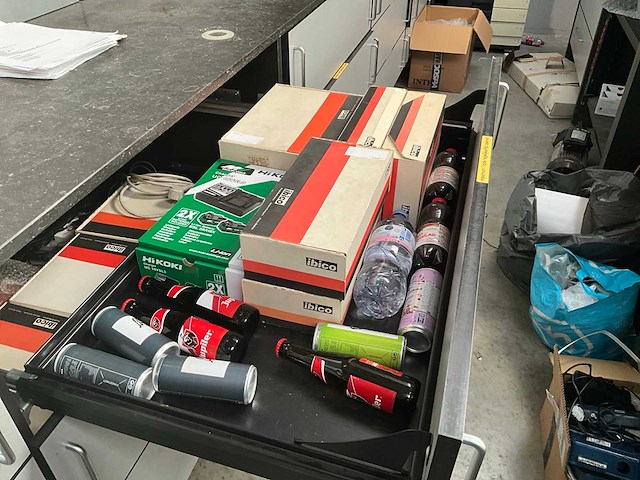 Winkel toonbank - afbeelding 15 van  18