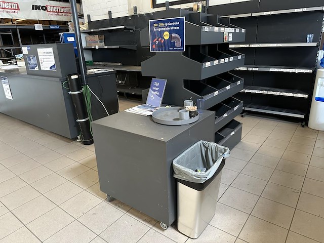 Winkeldisplay & kubus - afbeelding 3 van  3