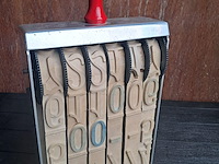 Winkeldisplay stempel h 430mm b 210mm d 100mm - afbeelding 4 van  6